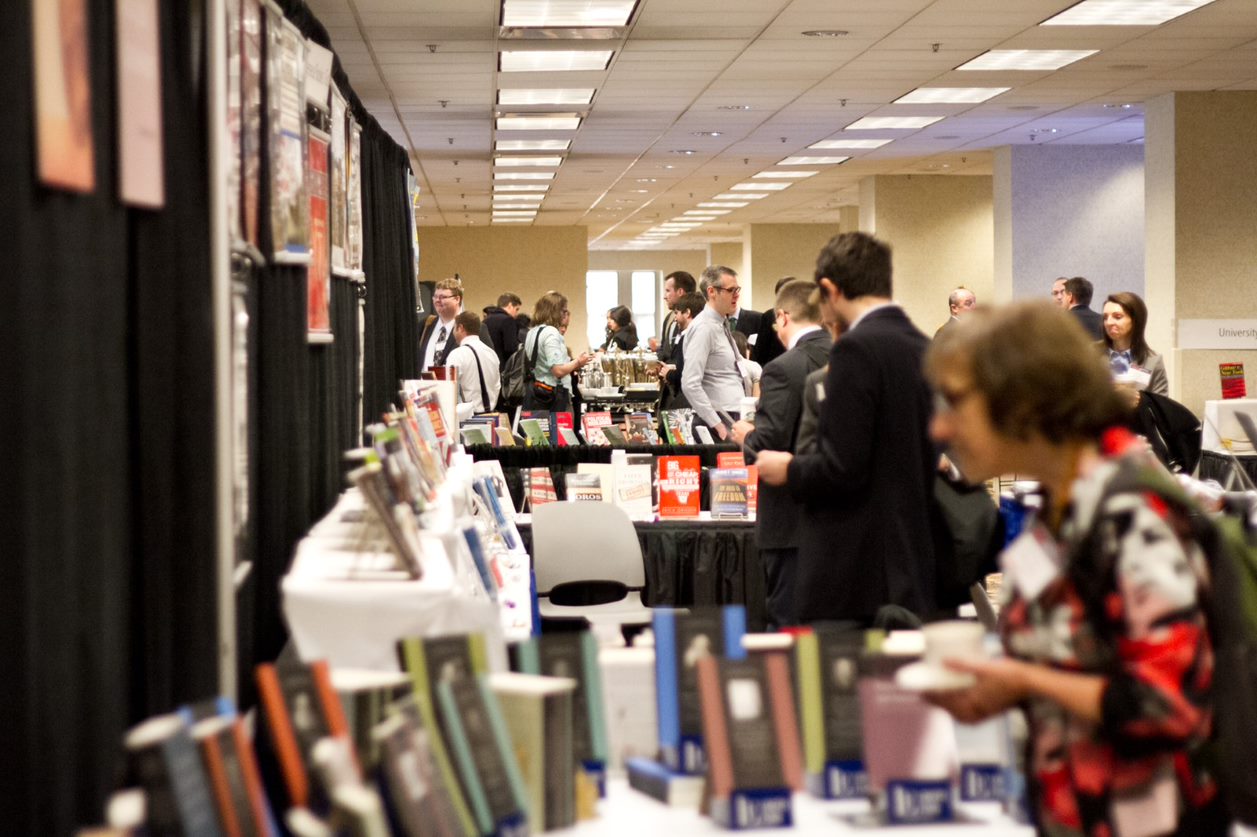 MPSA Bookshelf - Midwest Political Science Association